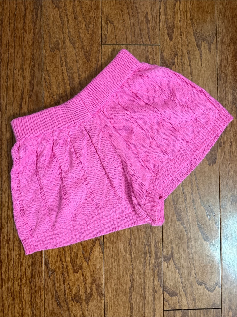 SHEIN Hot pink Sweater shorts with bag- Size Small